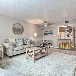 Sunny With Pool And Access! Apartment Destin